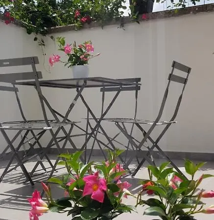 Ferienwohnung Il Cortile Segreto - Con Parcheggio Privato Lecce Exterior foto