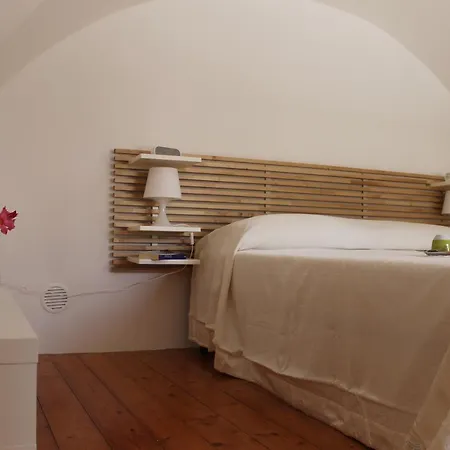Ferienwohnung Il Cortile Segreto - Con Parcheggio Privato Lecce Exterior foto